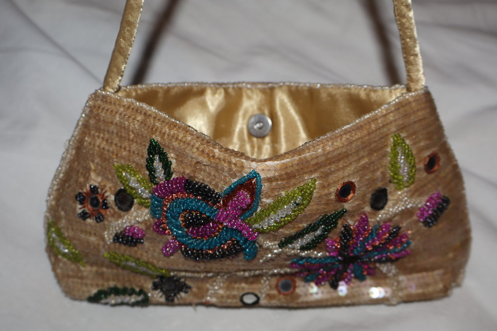 Bolso pedrería detalles