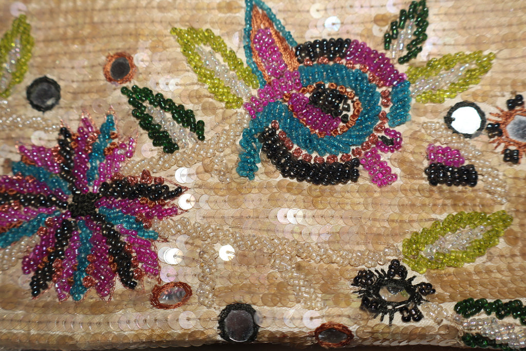 Bolso pedrería detalles