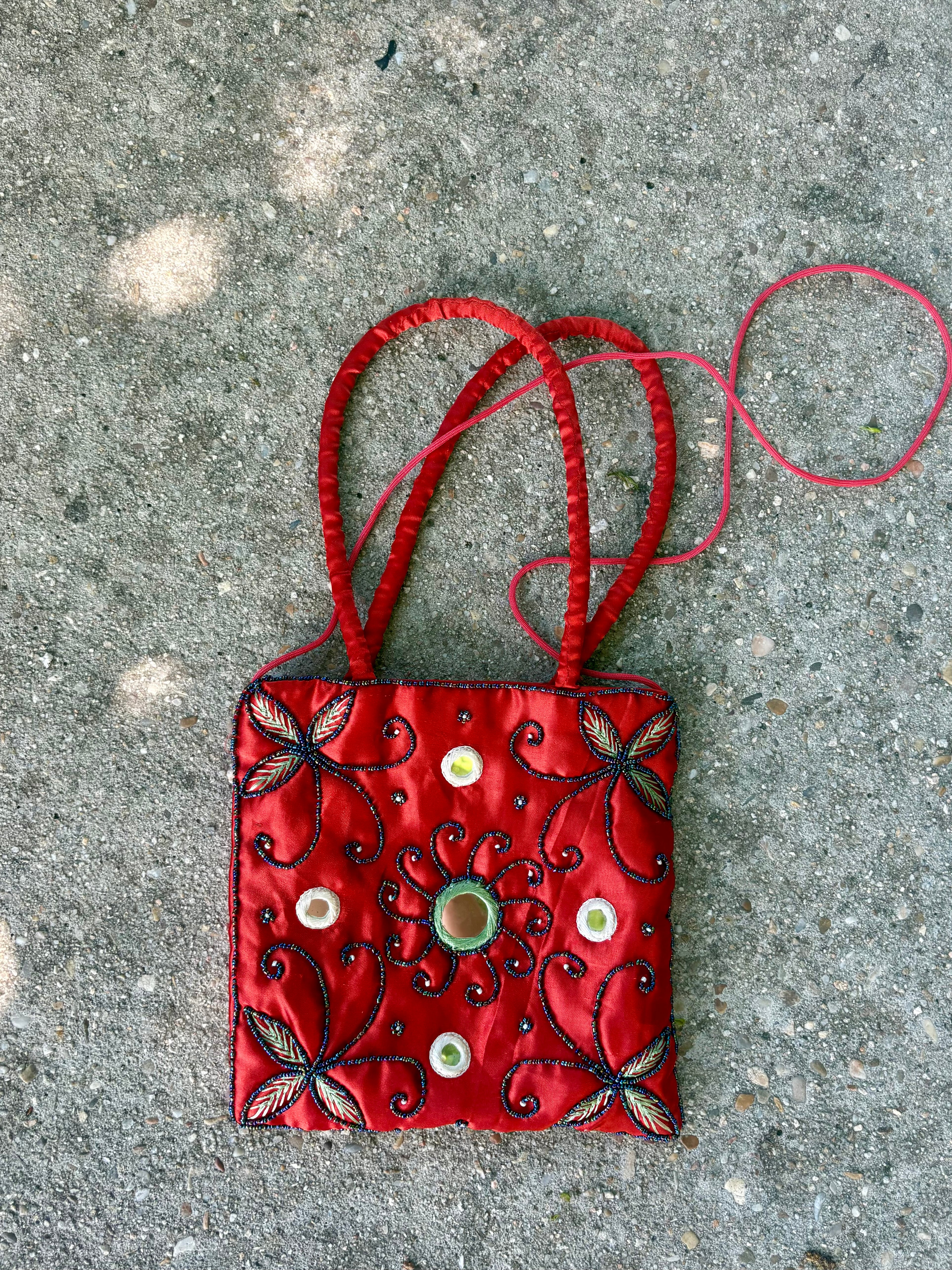 Bolso rojo espejos doble asa