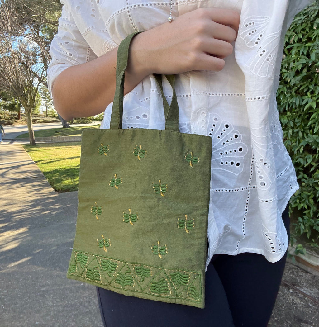 Bolso mano seda verde