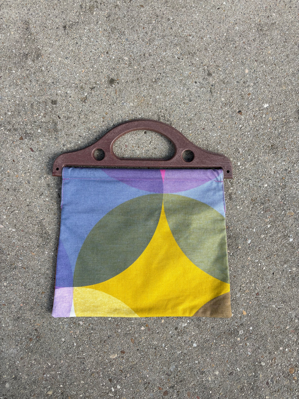 Bolso retro de tela y madera