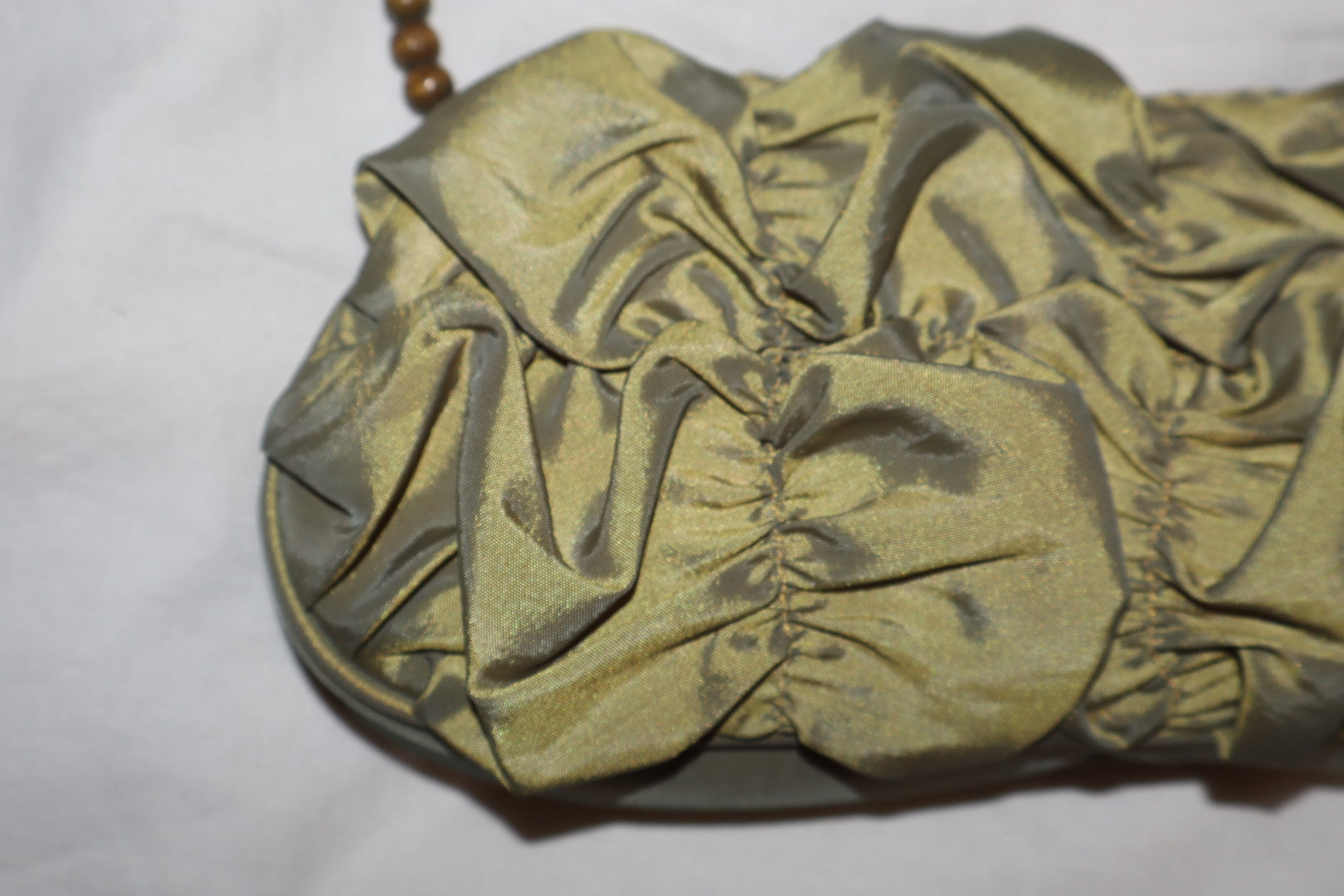 Bolso pistacho fruncidos